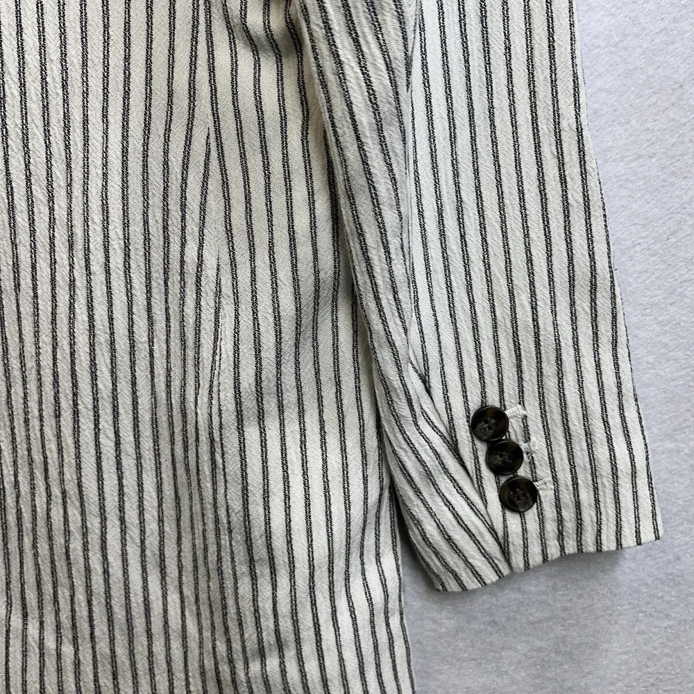 H&M Women's Blazer Preppy Black And White Pin Striped Size 8 NWT